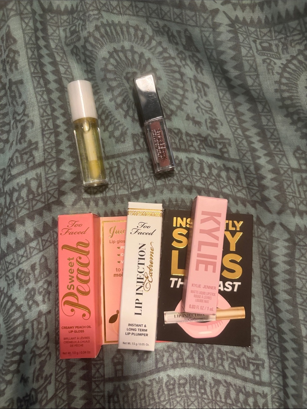 Too Faced Lip Injection Gloss - Peach / Neutral Pink Shade